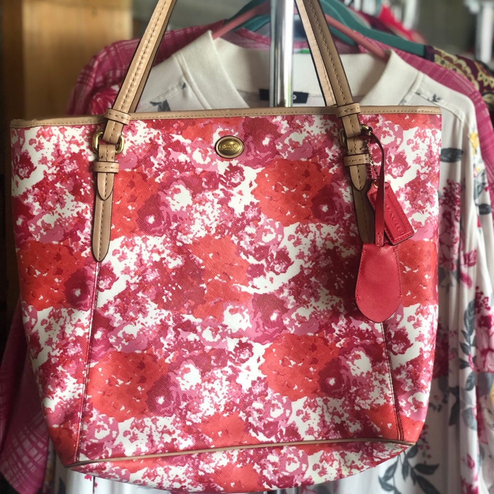 Coach hand bag